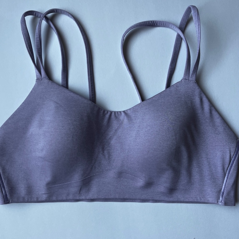 Lilac Lululemon sports bra